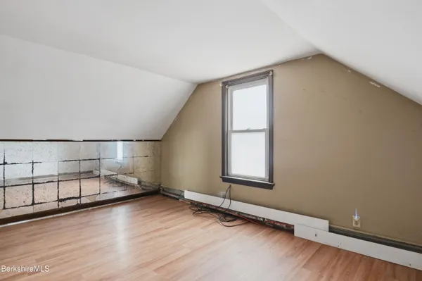 $199,900 | 1286 North Street, Pittsfield, MA 01201
