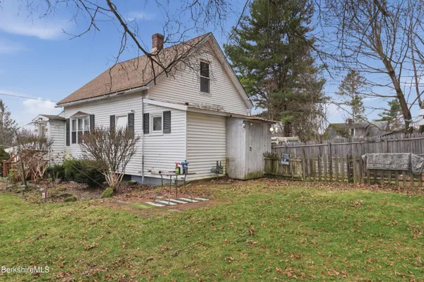 $199,900 | 1286 North Street, Pittsfield, MA 01201