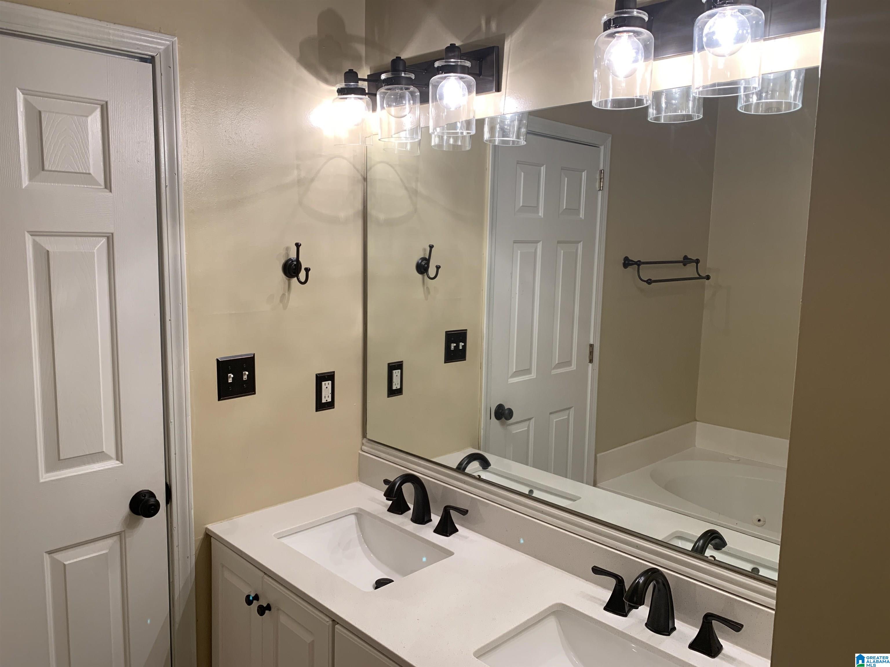 108 Spring Place Alabaster, AL 35007 - Photo 8 of 24