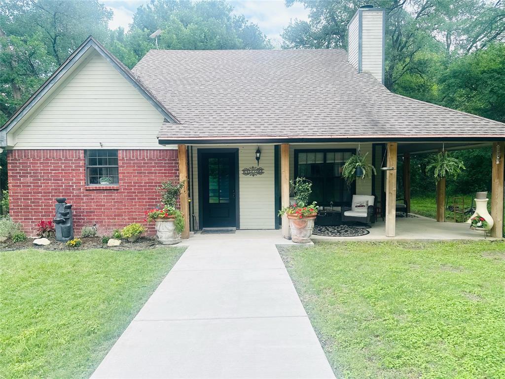 1229 Epps Road Palmer, TX 75152 - Photo 1 of 32
