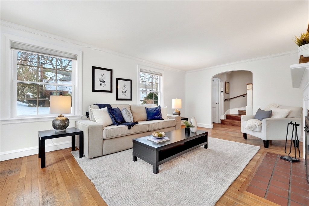 7 Birch Hill Road Melrose, MA 02176 - Photo 4 of 26