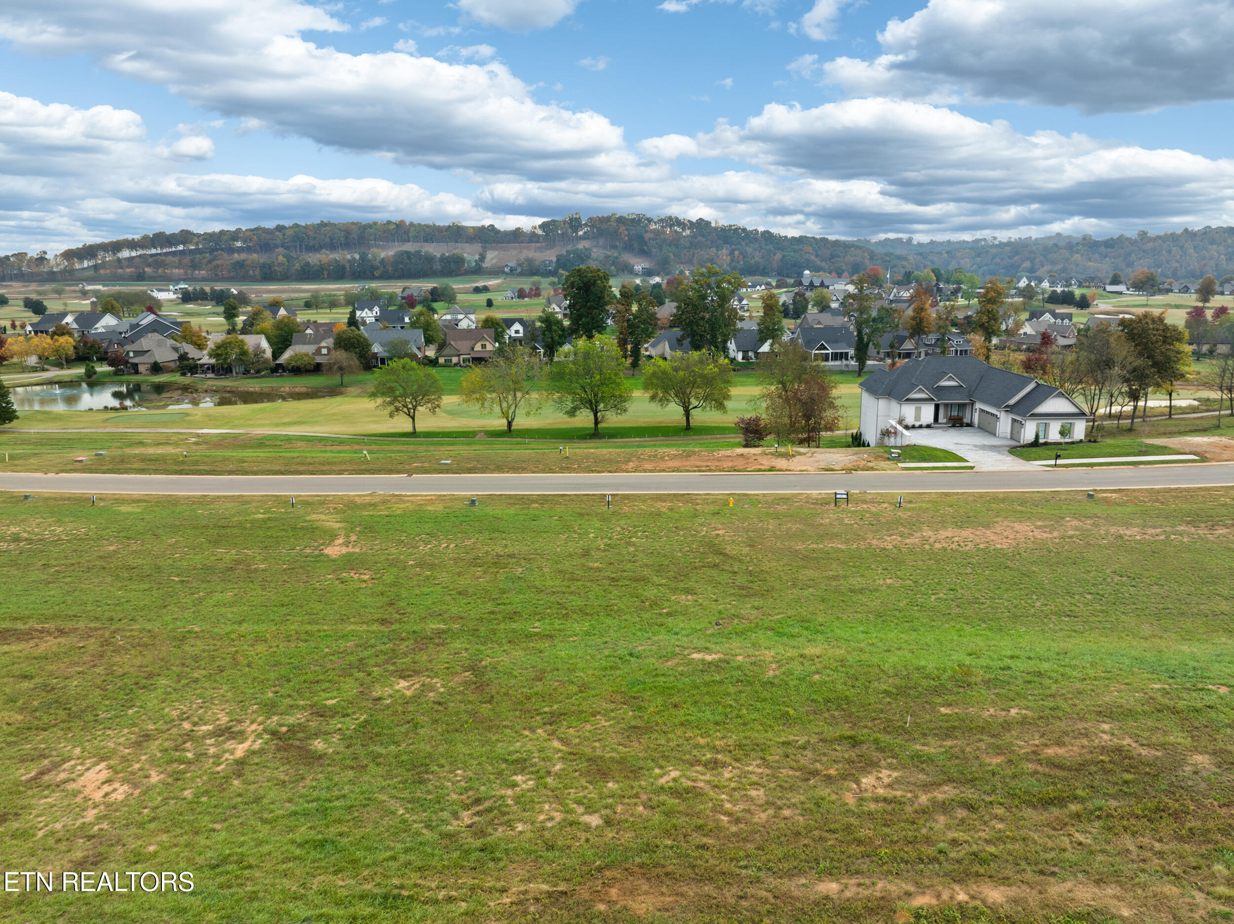 512 Mockingbird Lane Loudon, TN 37774 - Photo 6 of 26 512 mockingbird-05