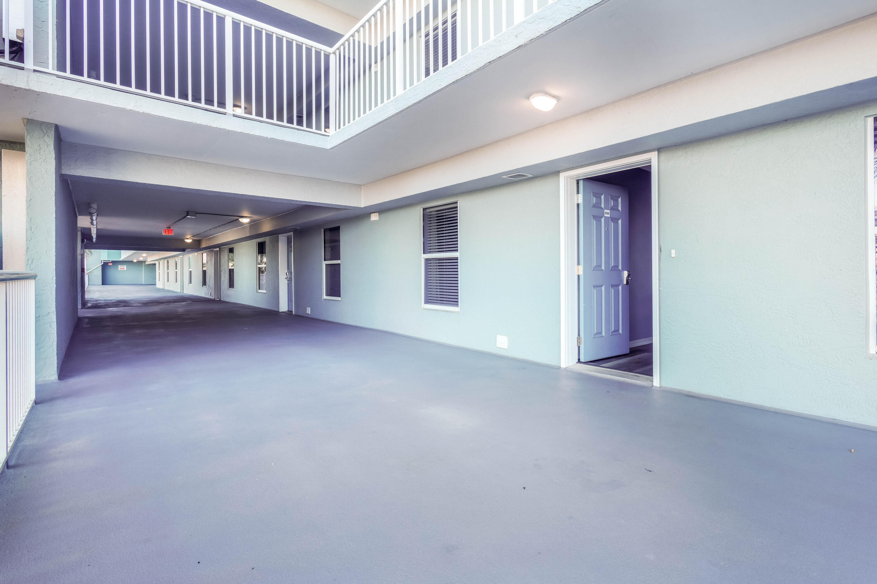 790 Santa Rosa Boulevard, Unit 2008 Fort Walton Beach, FL 32548 - Photo 8 of 33 a view of a hallway with entryway