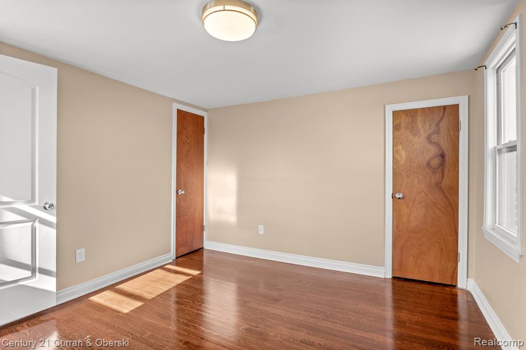 20634 Ridgemont Road Harper Woods, MI 48225 - Photo 30 of 38