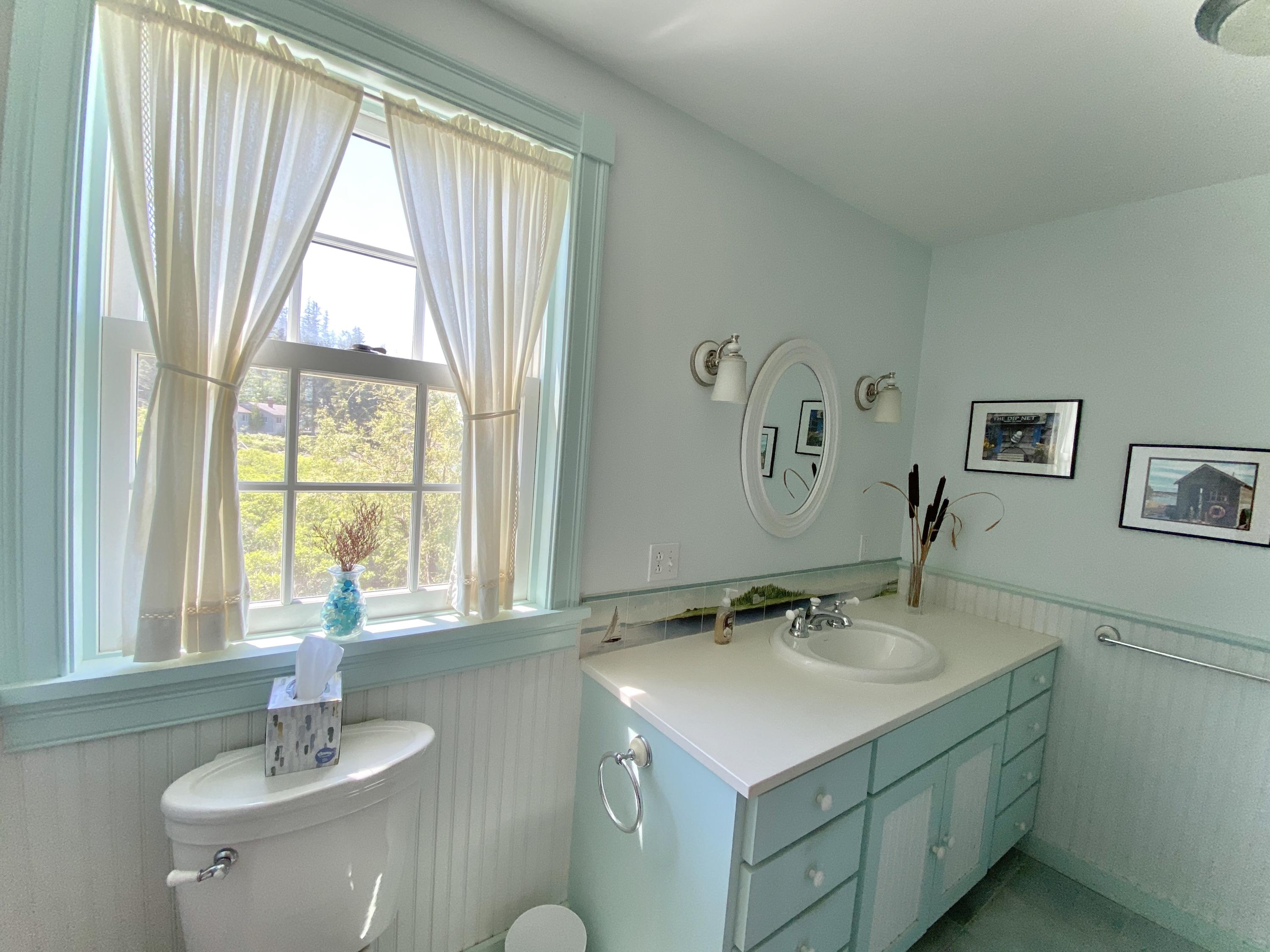 13 Crazy Point Road Tenants Harbor, ME 04860 - Photo 37 of 47 37