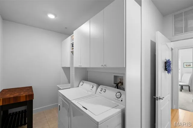 $350,000 | 2211 South Grand Boulevard, Unit 210, St. Louis, MO 63104