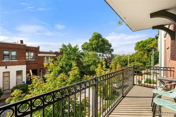 $345,000 | 2211 South Grand Boulevard, Unit 210, St. Louis, MO 63104