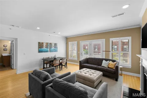 $350,000 | 2211 South Grand Boulevard, Unit 210, St. Louis, MO 63104