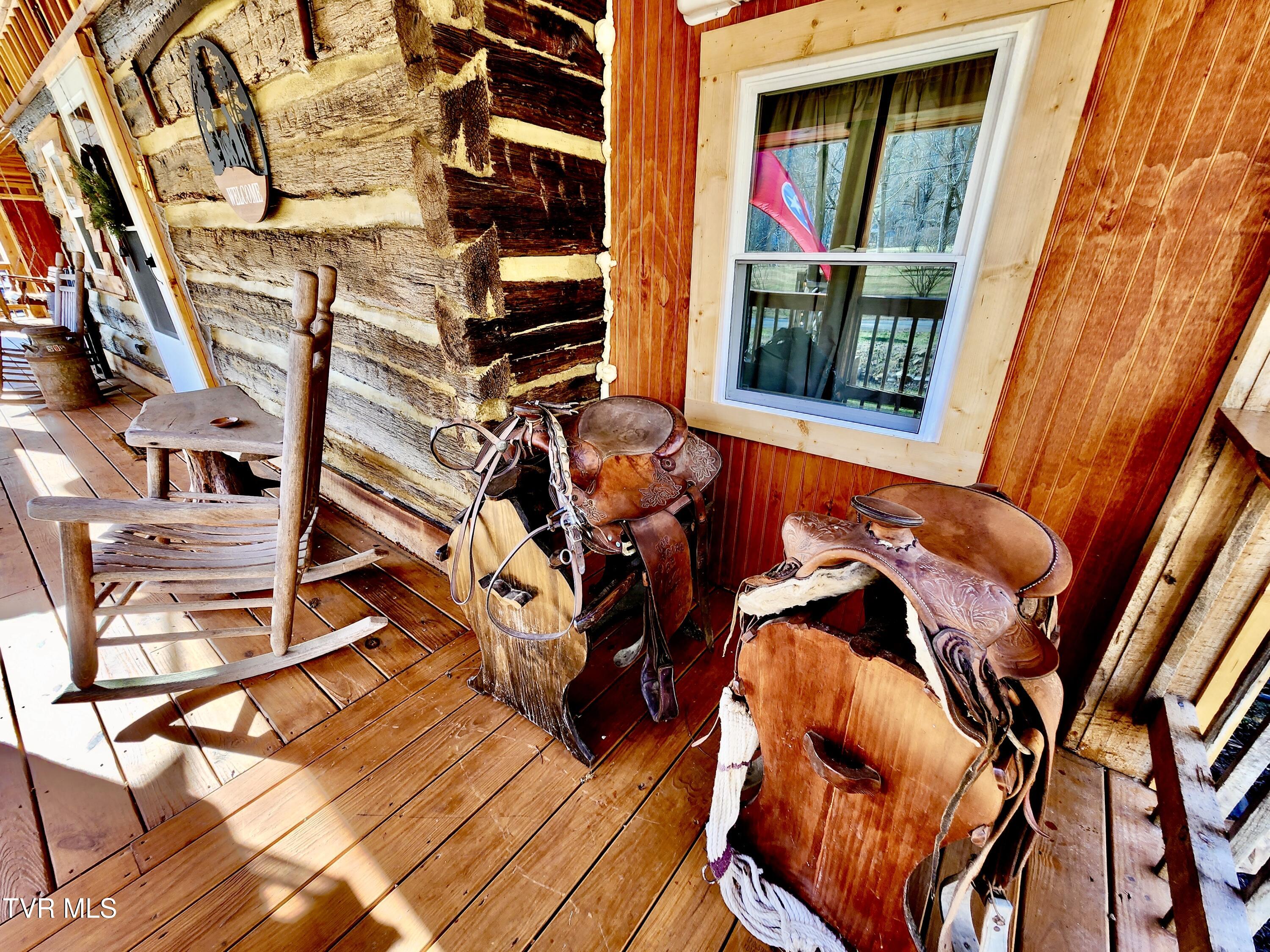 119 Morris Road Erwin, TN 37650 - Photo 15 of 57 IMG_0838