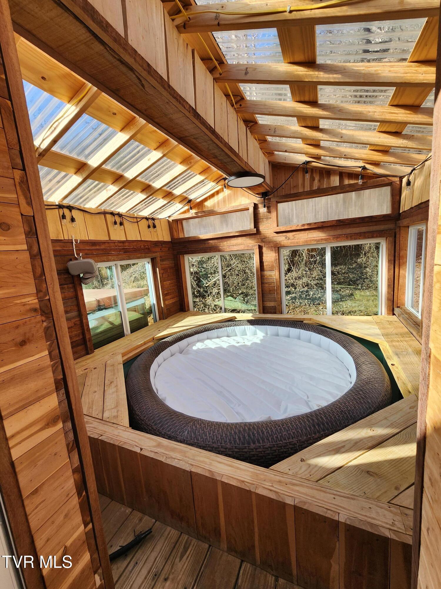 119 Morris Road Erwin, TN 37650 - Photo 21 of 57 IMG_0845