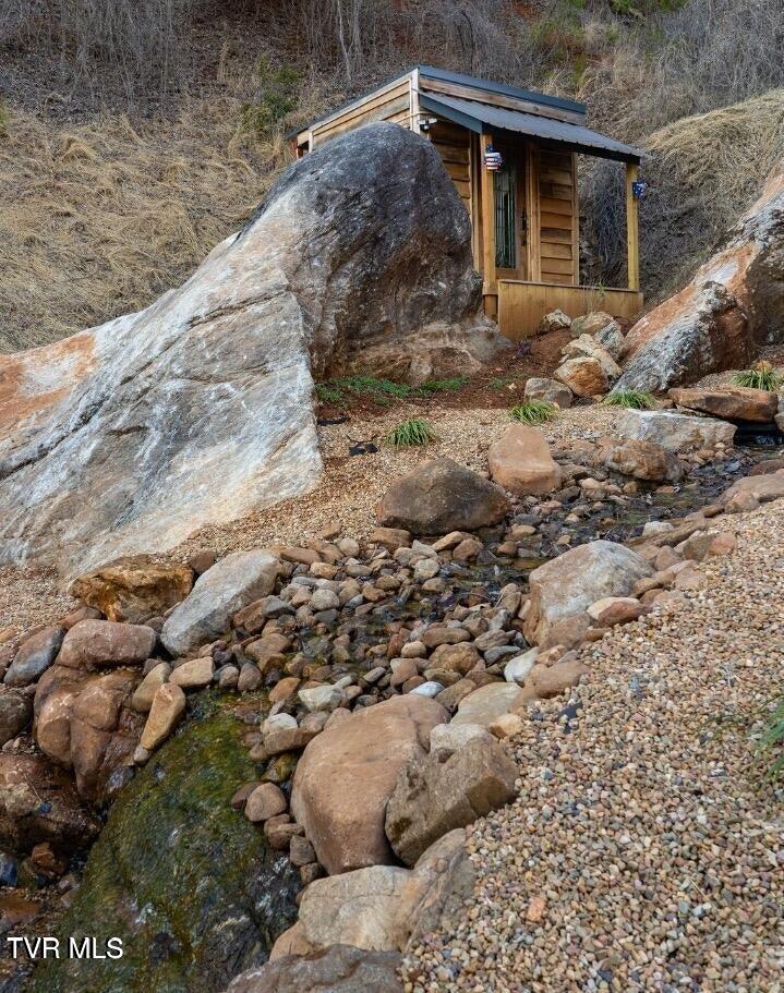 119 Morris Road Erwin, TN 37650 - Photo 23 of 57 IMG_0879