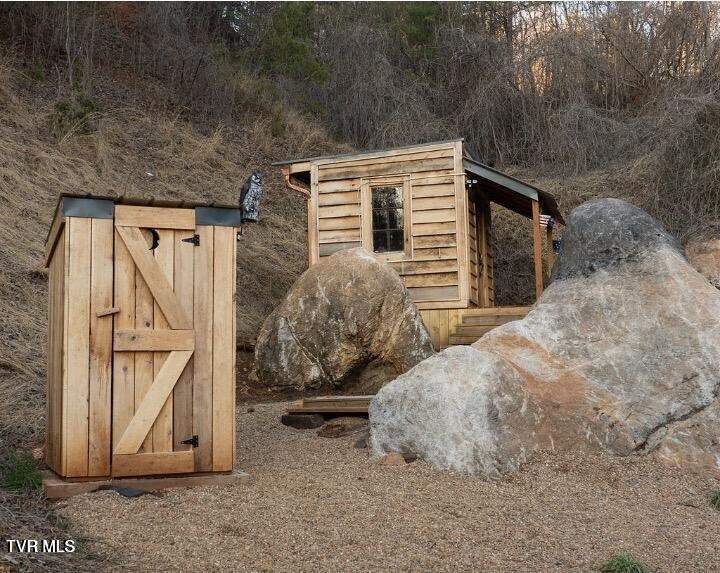 119 Morris Road Erwin, TN 37650 - Photo 24 of 57 IMG_0877