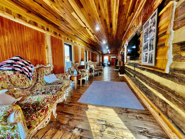 $499,900 | 119 Morris Road, Erwin, TN 37650