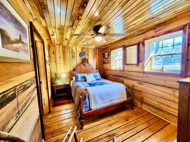 $499,900 | 119 Morris Road, Erwin, TN 37650