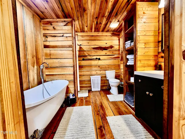 $499,900 | 119 Morris Road, Erwin, TN 37650