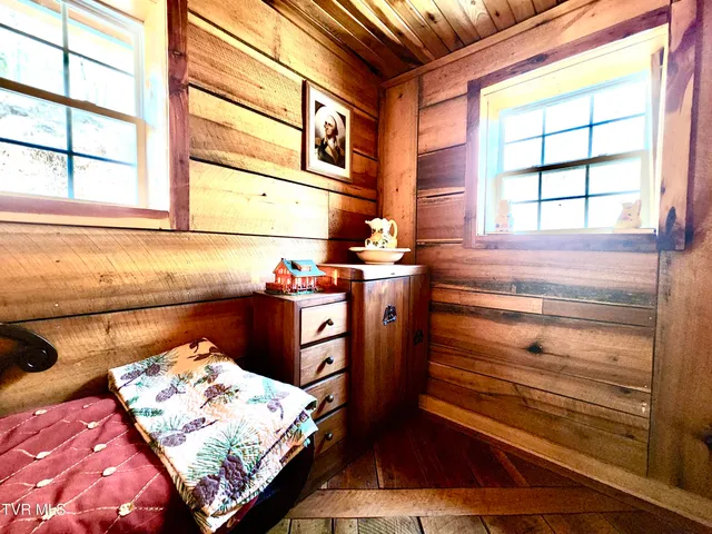 $499,900 | 119 Morris Road, Erwin, TN 37650