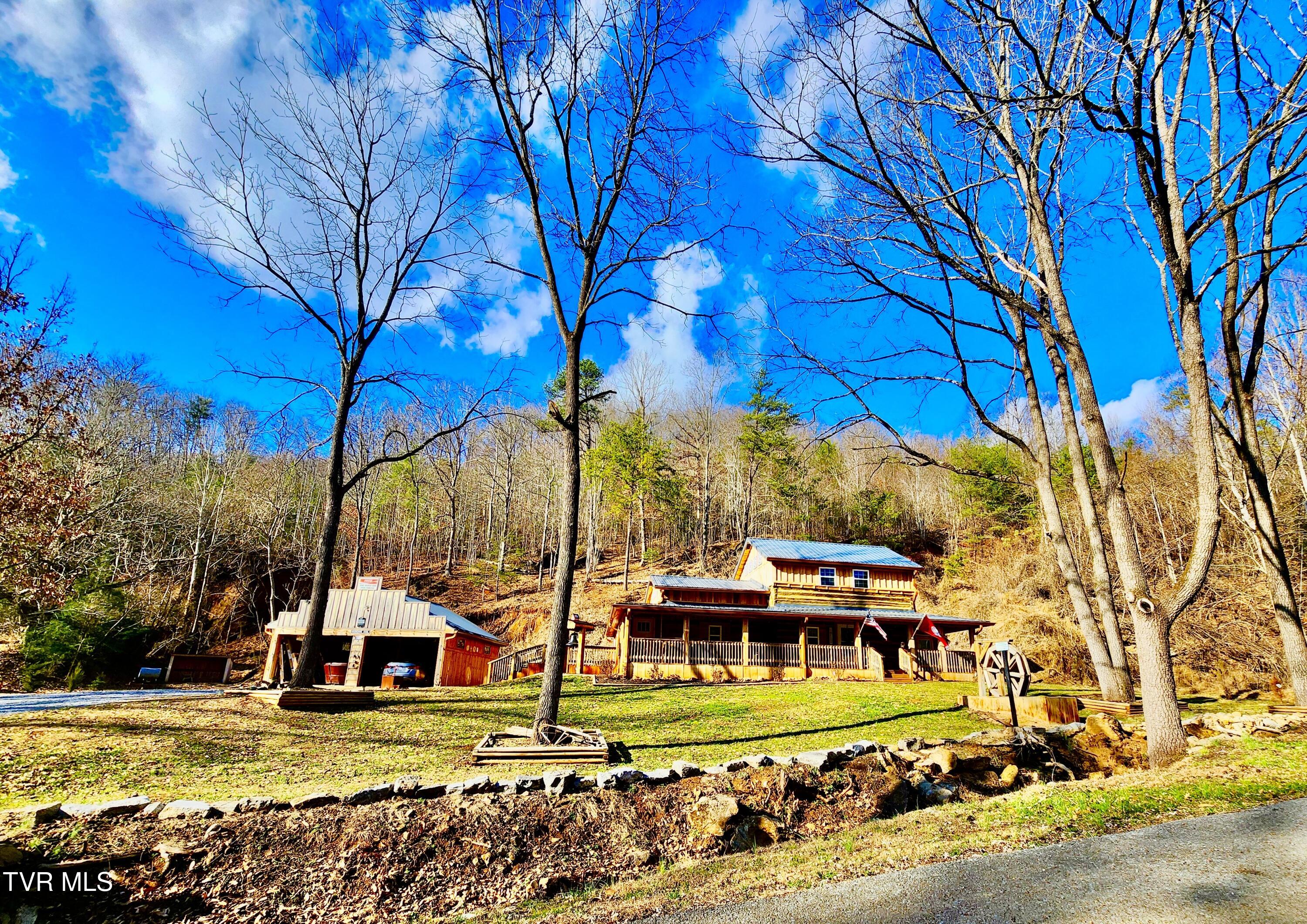 119 Morris Road Erwin, TN 37650 - Photo 5 of 57 IMG_0876