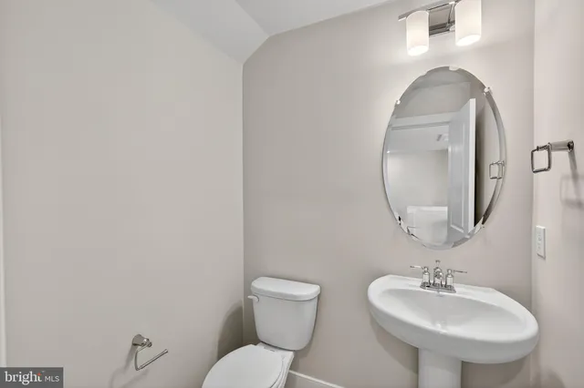 $695,000 | 17292 Turnstone Drive, Dumfries, VA 22026