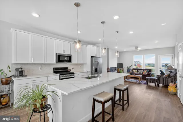 $695,000 | 17292 Turnstone Drive, Dumfries, VA 22026