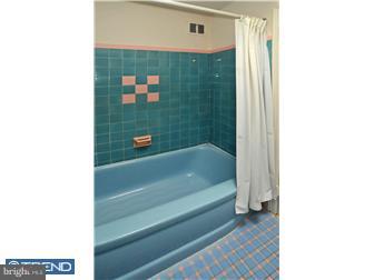 8047 Winston Road Philadelphia, PA 19118 - Photo 9 of 12 Bathroom