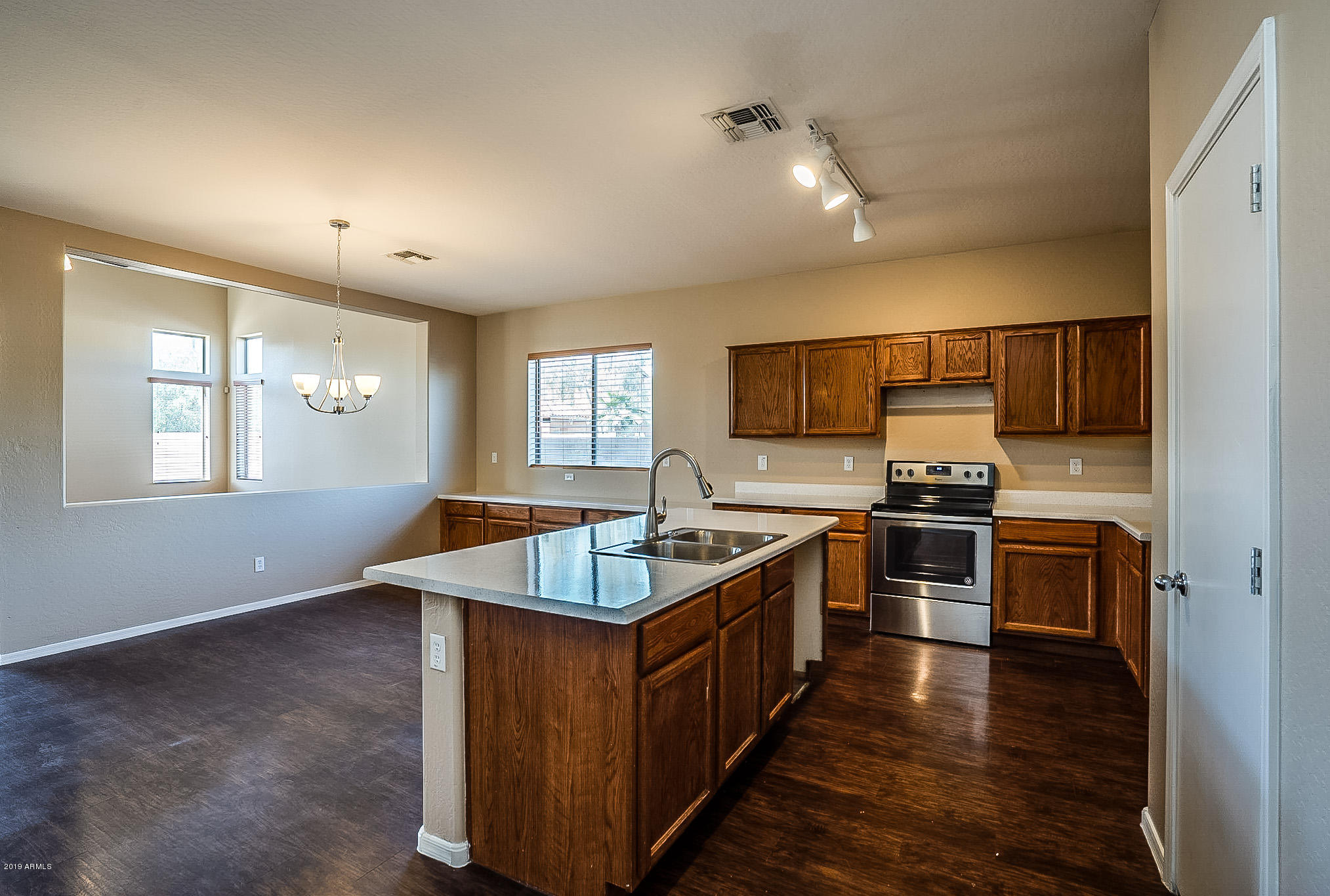 8121 West Riverside Avenue Phoenix, AZ 85043 - Photo 5 of 19 Riverside-21