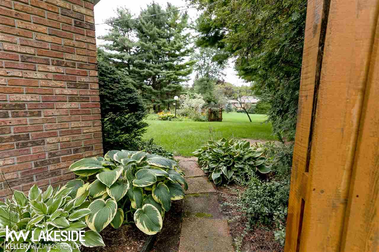 5855 Cherokee Washington, MI 48094 - Photo 12 of 95 50023348-11.JPG