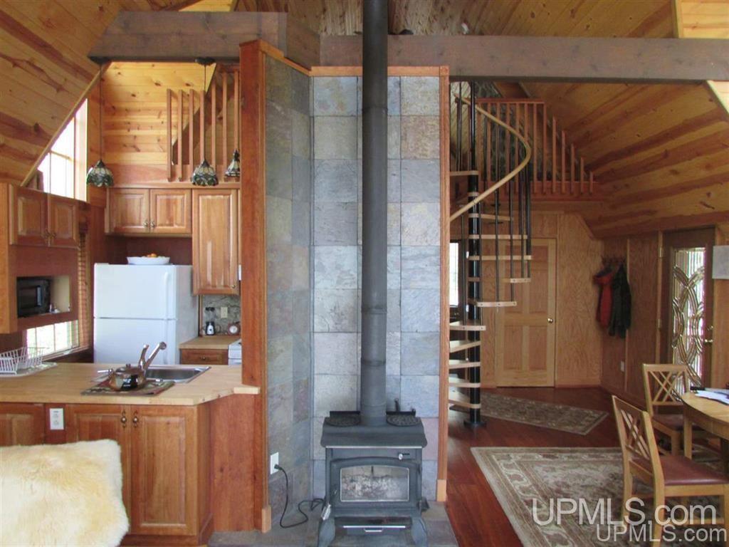20563 Point Abbaye Road Lanse, MI 49946 - Photo 19 of 33