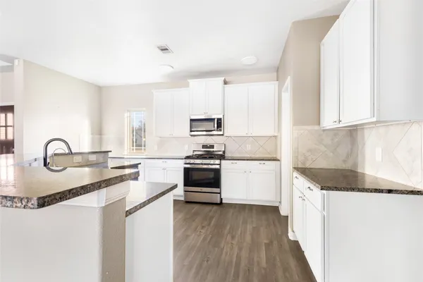 $369,000 | 229 Road 662 Dayton Tx 77535, Dayton, TX 77535