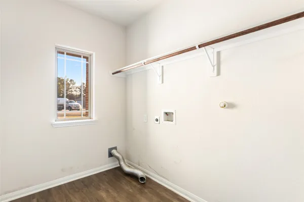 $369,000 | 229 Road 662 Dayton Tx 77535, Dayton, TX 77535