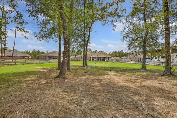 $369,000 | 229 Road 662 Dayton Tx 77535, Dayton, TX 77535