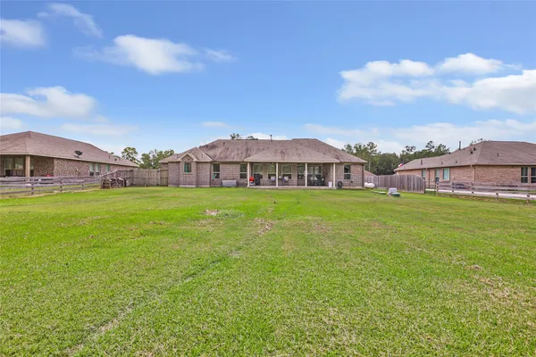 $369,000 | 229 Road 662 Dayton Tx 77535, Dayton, TX 77535