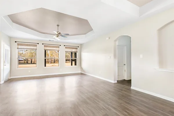 $369,000 | 229 Road 662 Dayton Tx 77535, Dayton, TX 77535