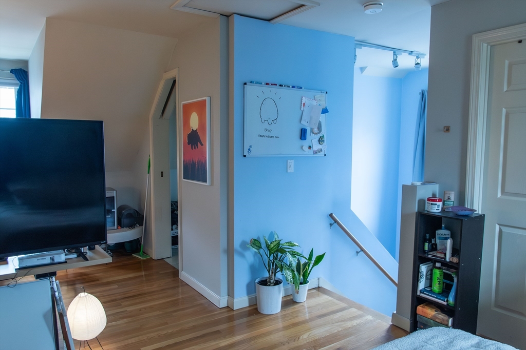 47 Ward Street Boston, MA 02127 - Photo 18 of 22