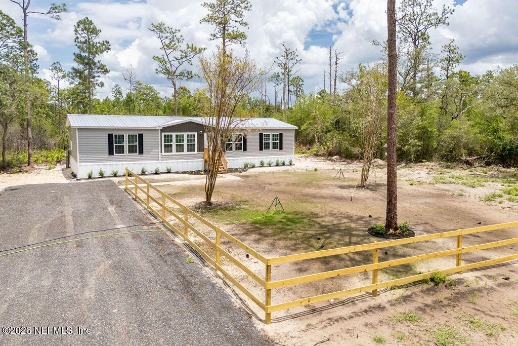 230 Red Eye Road Florahome, FL 32140 - Photo 3 of 37 Front View