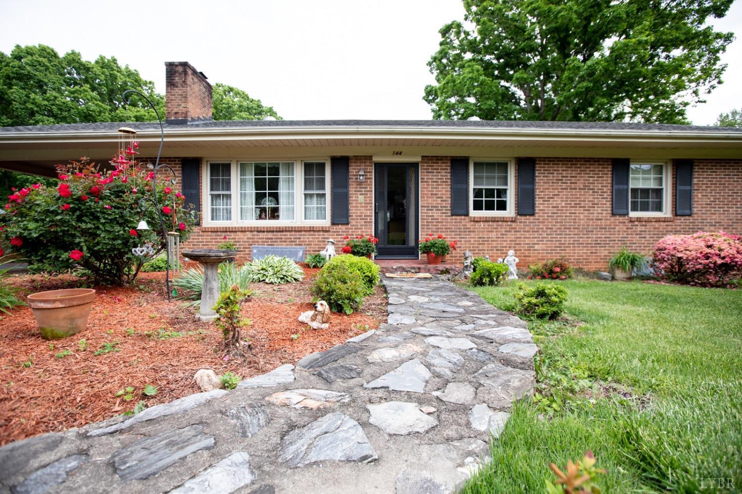 144 Charldon Road Lynchburg, VA 24501 - Photo 2 of 51 Gallery Image 2