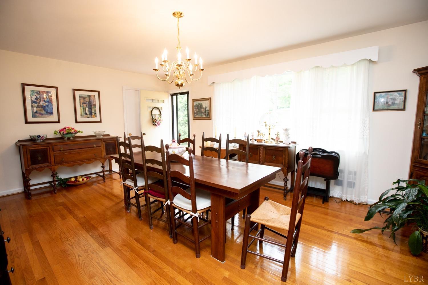 144 Charldon Road Lynchburg, VA 24501 - Photo 3 of 51 Gallery Image 3