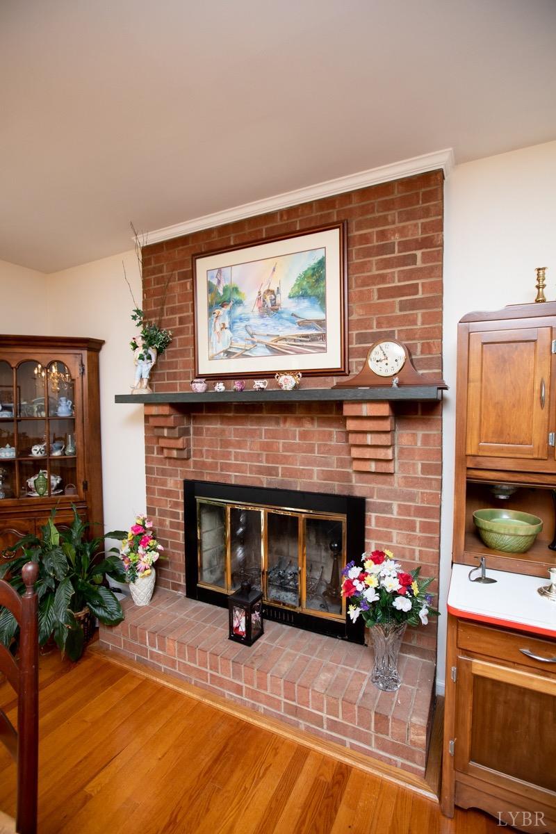 144 Charldon Road Lynchburg, VA 24501 - Photo 5 of 51 Gallery Image 5