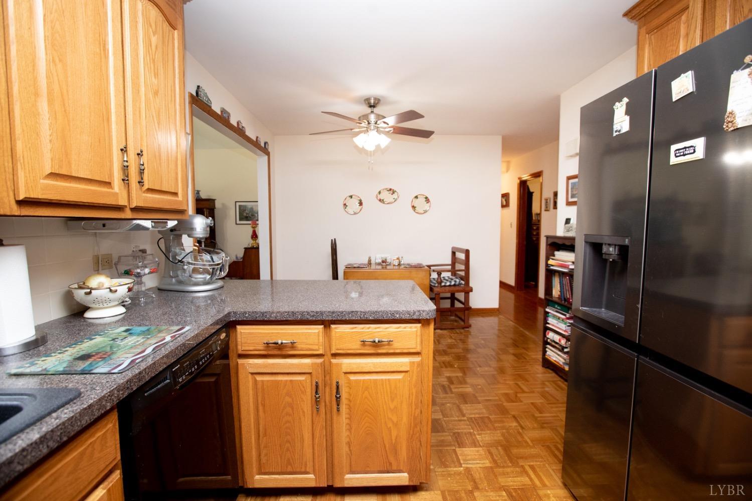 144 Charldon Road Lynchburg, VA 24501 - Photo 8 of 51 Gallery Image 8