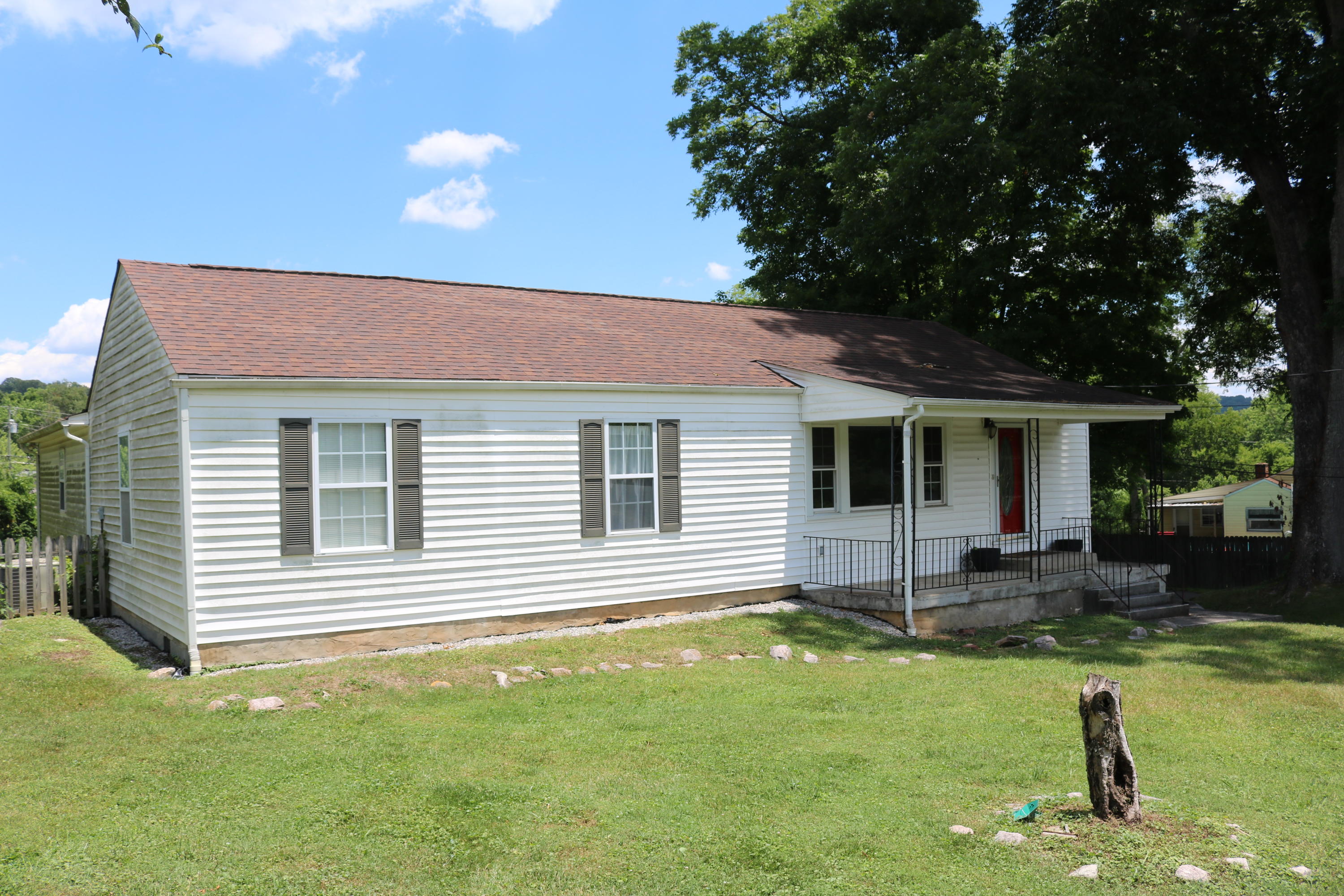 4726 Pleasant Ridge Road Knoxville, TN 37912 - Photo 26 of 26 IMG_6698