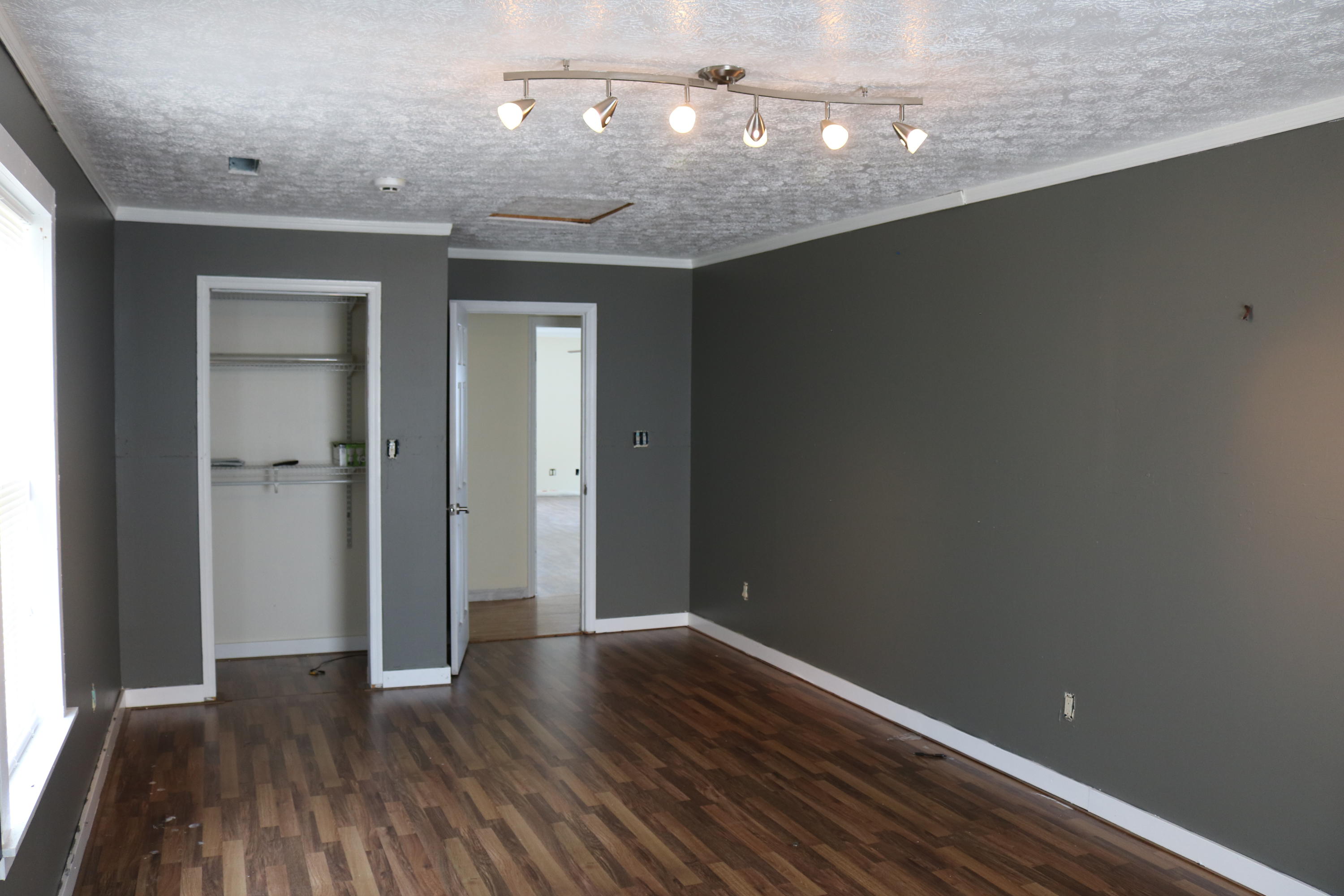 4726 Pleasant Ridge Road Knoxville, TN 37912 - Photo 10 of 26 IMG_6755