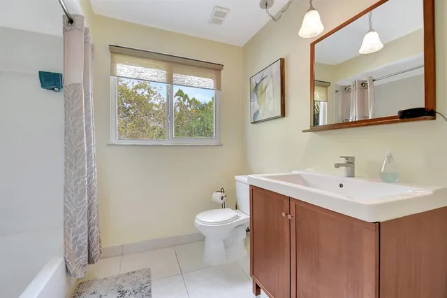 $364,000 | 9761 Nickels Boulevard, Unit 306, Boynton Beach, FL 33436