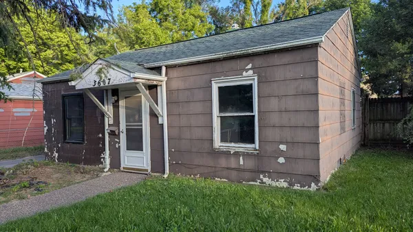 $44,900 | 3607 Keota Avenue, Davenport, IA 52802