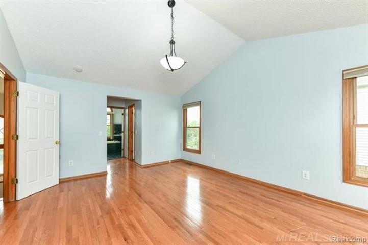 46564 Mornington Road Canton, MI 48188 - Photo 22 of 35