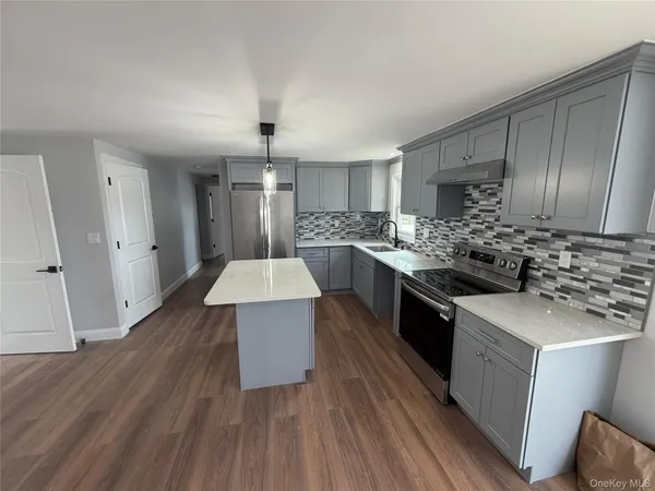 $5,800 | 32 Grant Avenue, Brentwood, NY 11717