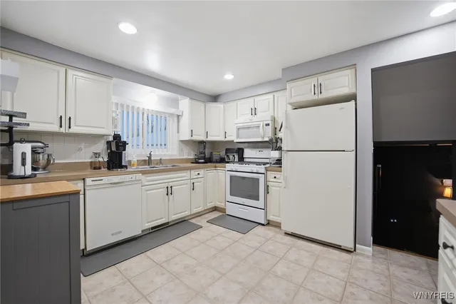 $369,900 | 113 Maplegrove Avenue, Tonawanda, NY 14150