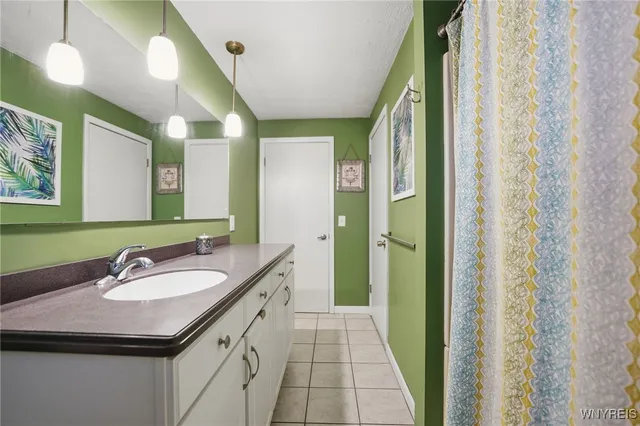 $369,900 | 113 Maplegrove Avenue, Tonawanda, NY 14150