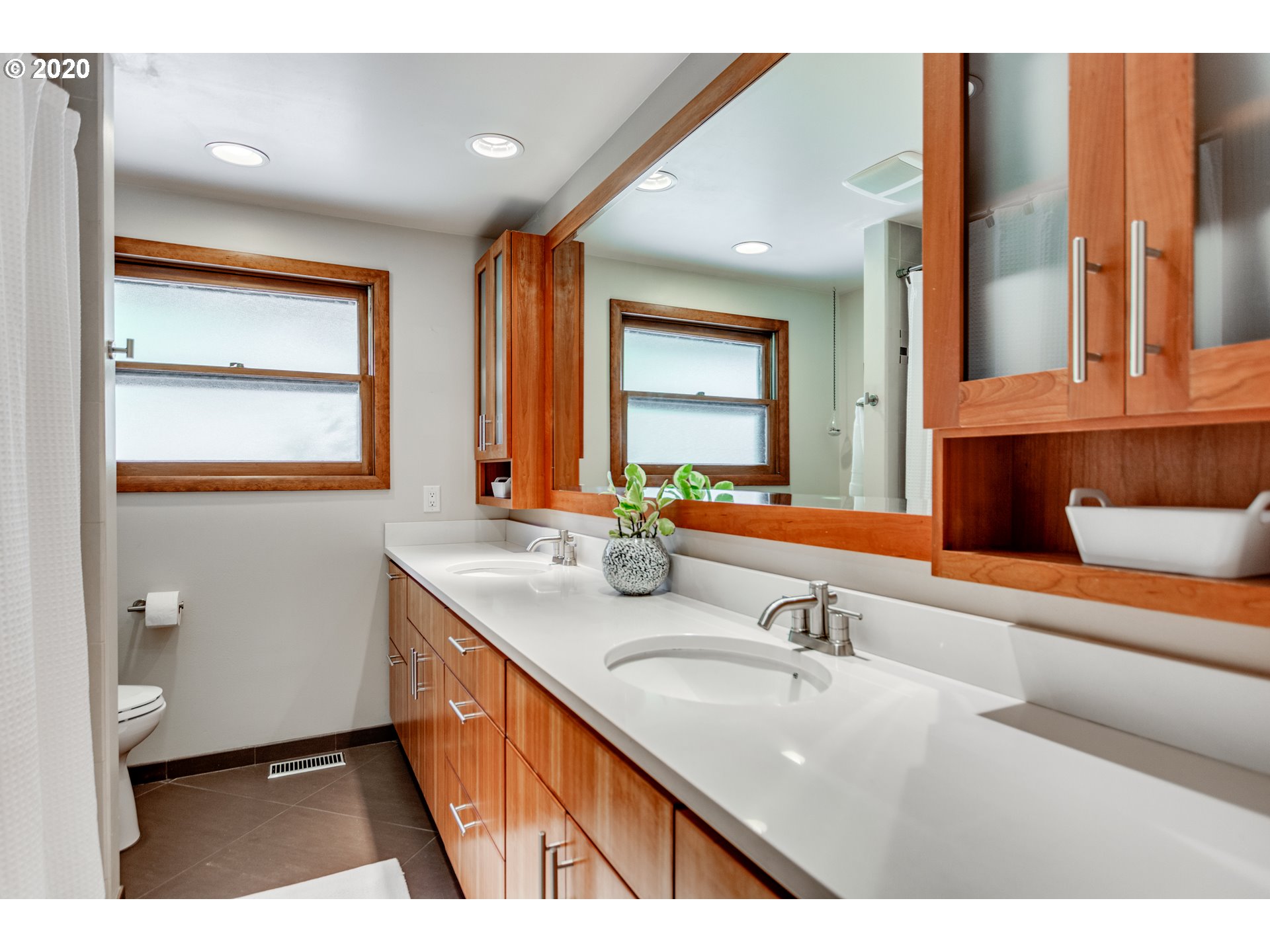 7570 Southwest Miner Way Portland, OR 97225 - Photo 15 of 32 Gallery Image 15