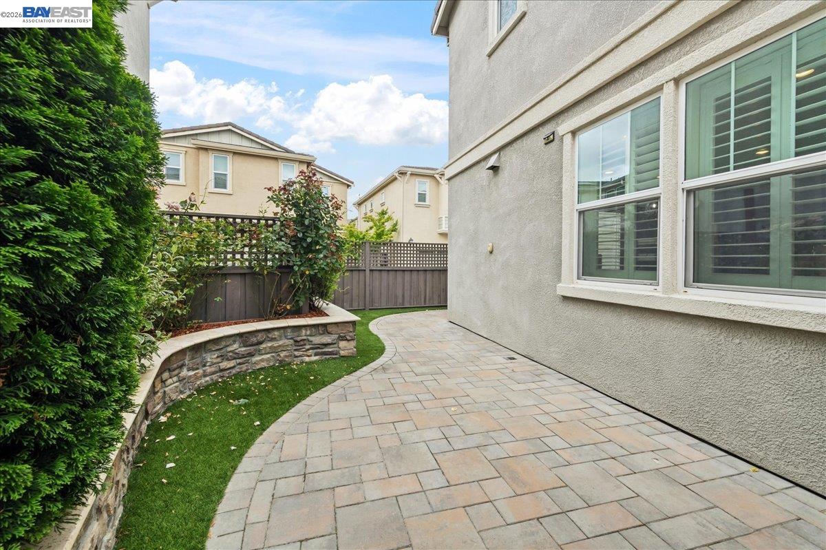 3957 Scottfield Street Dublin, CA 94568 - Photo 6 of 47