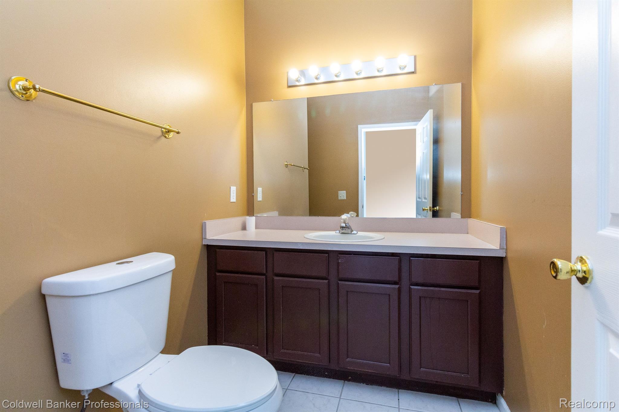 3870 Beechcrest Road Rochester, MI 48309 - Photo 35 of 47 Gallery Image 35