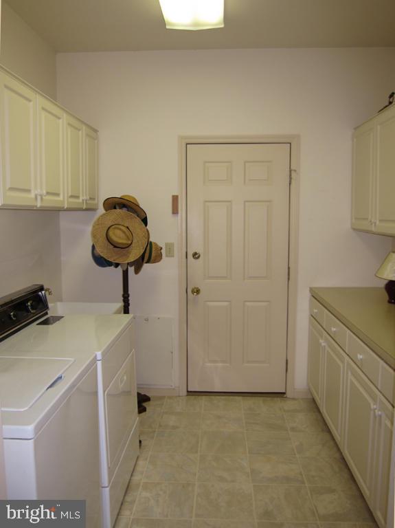 218 Lyndam Lane Lititz, PA 17543 - Photo 22 of 36